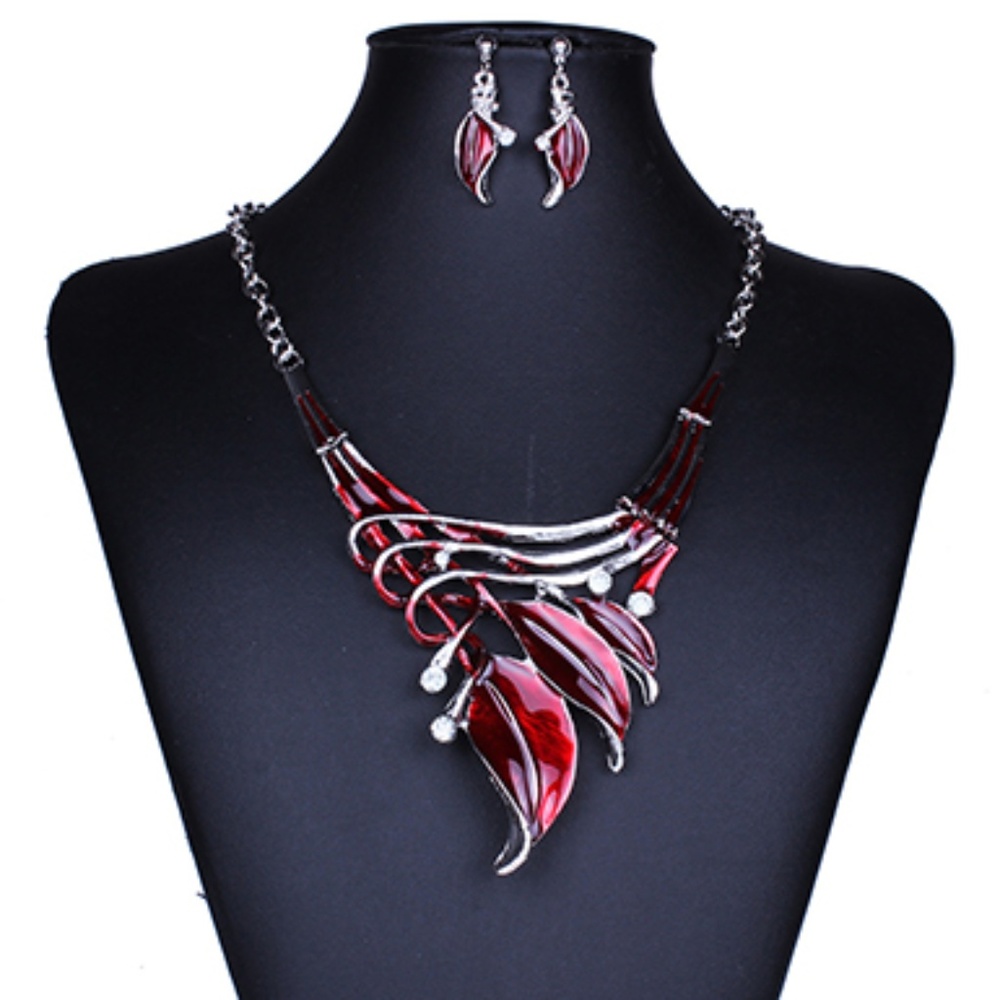 Women's Red Jewelry Set